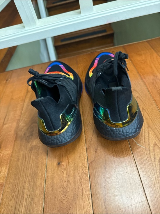 Adidas Ultraboost 22 Linear Energy Black Sneakers